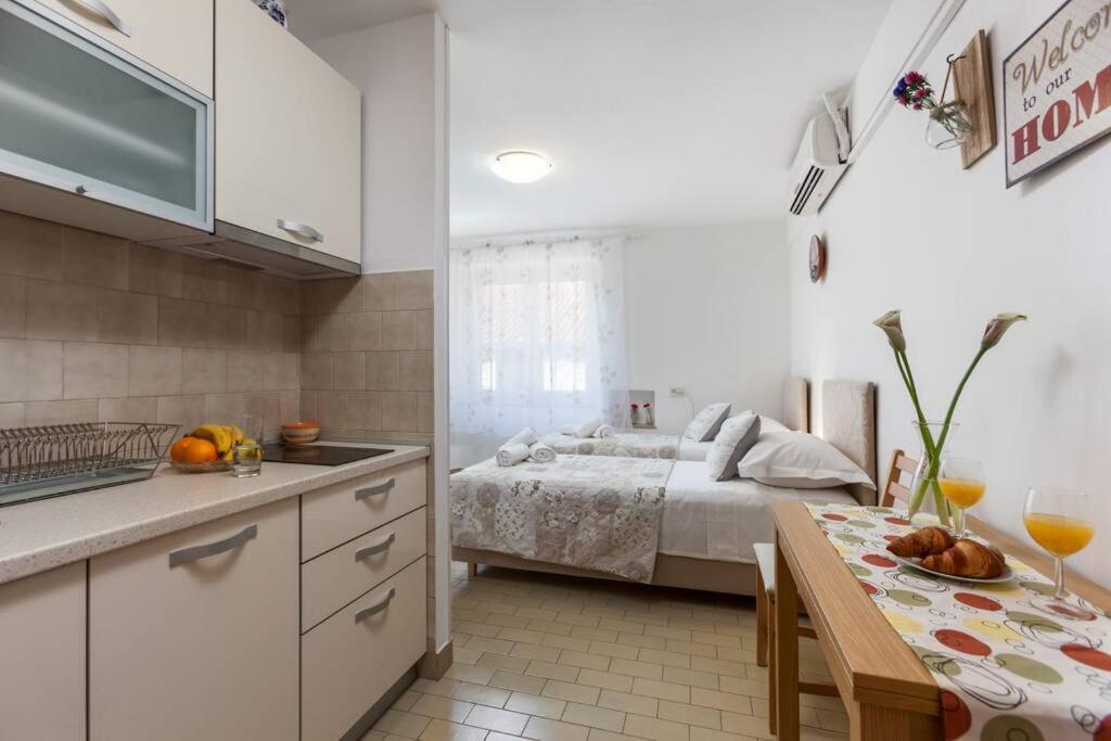 Studio Apartment Didovina Split Luaran gambar